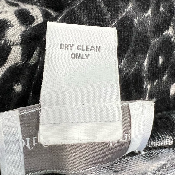 Soft Surroundings Animal Print Ruffled Cardigan Size PS - Picture 7 of 8